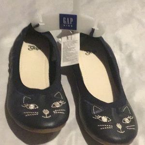 Kitty ballet flats